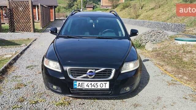 Чорний Вольво V50, об'ємом двигуна 1.56 л та пробігом 280 тис. км за 6800 $, фото 1 на Automoto.ua