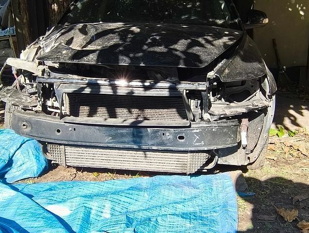 Чорний Вольво V50, об'ємом двигуна 1.6 л та пробігом 280 тис. км за 2700 $, фото 1 на Automoto.ua
