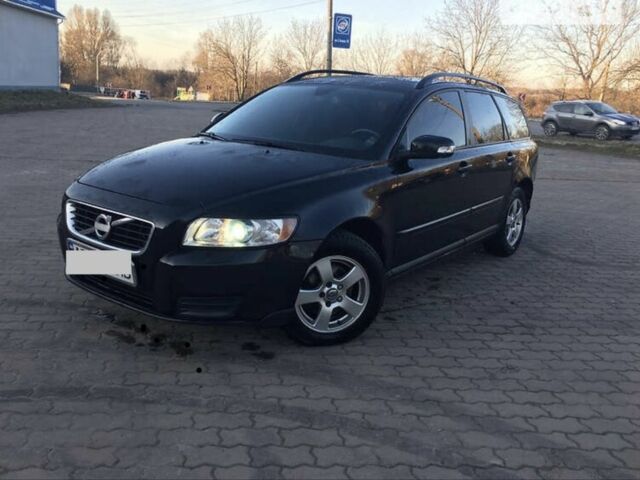 Чорний Вольво V50, об'ємом двигуна 1.6 л та пробігом 340 тис. км за 6225 $, фото 1 на Automoto.ua