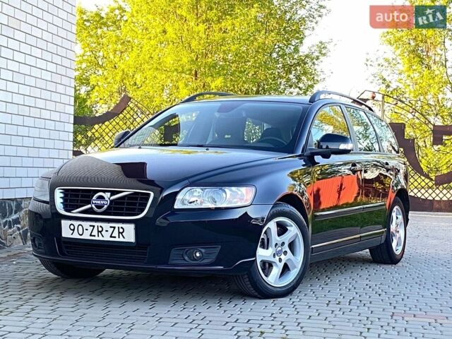 Чорний Вольво V50, об'ємом двигуна 2 л та пробігом 279 тис. км за 8700 $, фото 1 на Automoto.ua