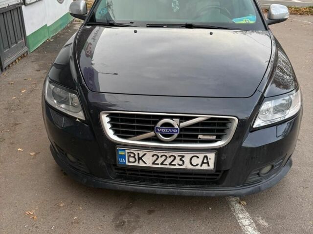 Чорний Вольво V50, об'ємом двигуна 1.6 л та пробігом 500 тис. км за 5500 $, фото 1 на Automoto.ua