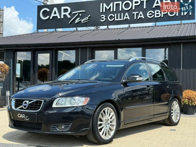 Чорний Вольво V50, об'ємом двигуна 1.6 л та пробігом 218 тис. км за 6500 $, фото 1 на Automoto.ua