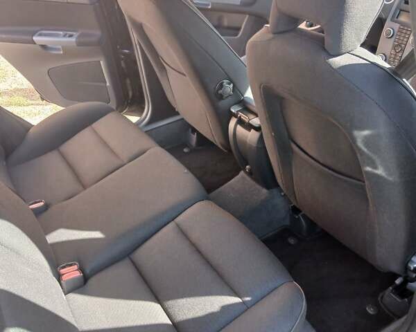 Чорний Вольво V50, об'ємом двигуна 1.56 л та пробігом 208 тис. км за 8950 $, фото 1 на Automoto.ua