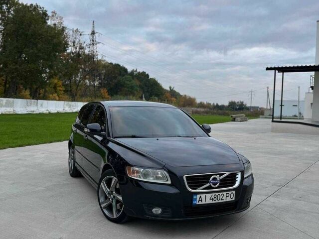 Чорний Вольво V50, об'ємом двигуна 2 л та пробігом 265 тис. км за 8500 $, фото 1 на Automoto.ua