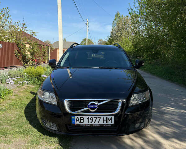 Чорний Вольво V50, об'ємом двигуна 1.6 л та пробігом 281 тис. км за 8650 $, фото 1 на Automoto.ua