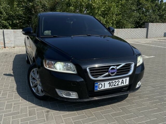 Чорний Вольво V50, об'ємом двигуна 1.6 л та пробігом 284 тис. км за 6201 $, фото 1 на Automoto.ua