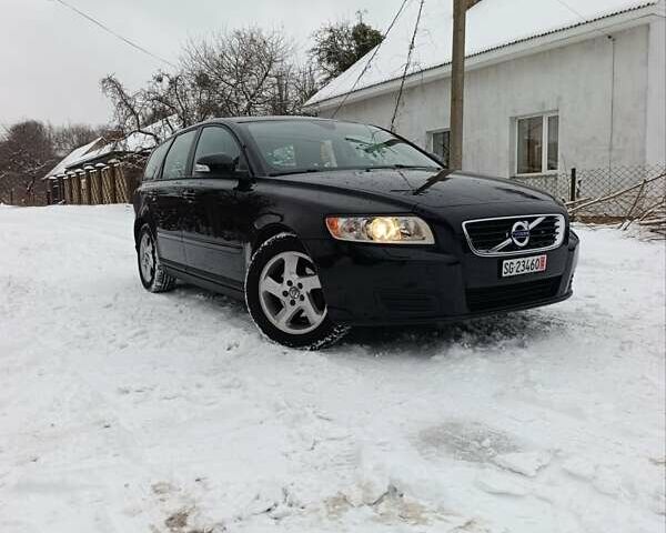 Чорний Вольво V50, об'ємом двигуна 1.6 л та пробігом 236 тис. км за 8200 $, фото 1 на Automoto.ua