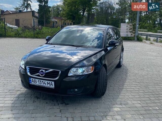 Чорний Вольво V50, об'ємом двигуна 1.98 л та пробігом 256 тис. км за 9500 $, фото 1 на Automoto.ua