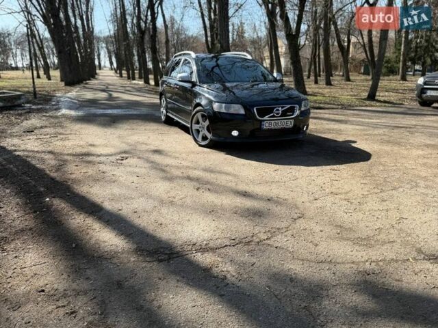 Черный Вольво В50, объемом двигателя 2 л и пробегом 191 тыс. км за 10600 $, фото 1 на Automoto.ua