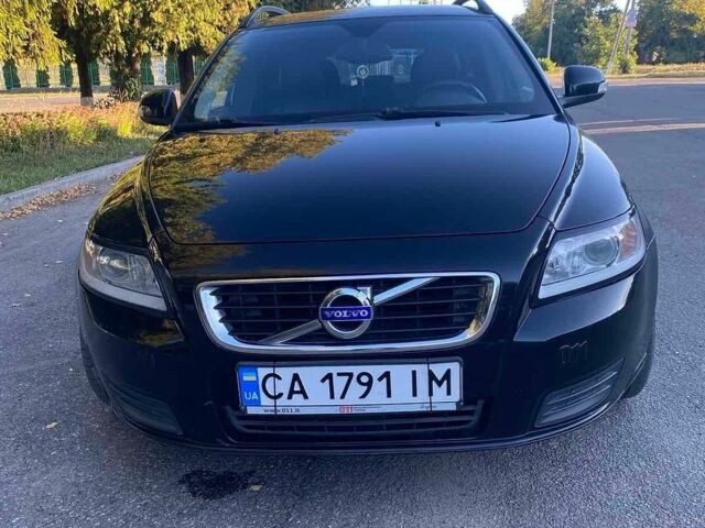 Чорний Вольво V50, об'ємом двигуна 1.6 л та пробігом 250 тис. км за 6400 $, фото 1 на Automoto.ua