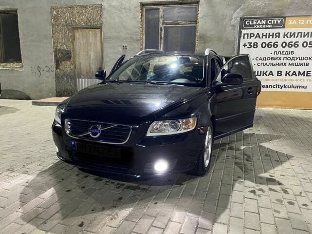 Чорний Вольво V50, об'ємом двигуна 1.6 л та пробігом 240 тис. км за 10300 $, фото 1 на Automoto.ua