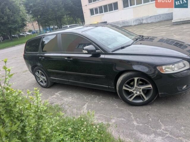 Чорний Вольво V50, об'ємом двигуна 1.6 л та пробігом 340 тис. км за 6000 $, фото 1 на Automoto.ua