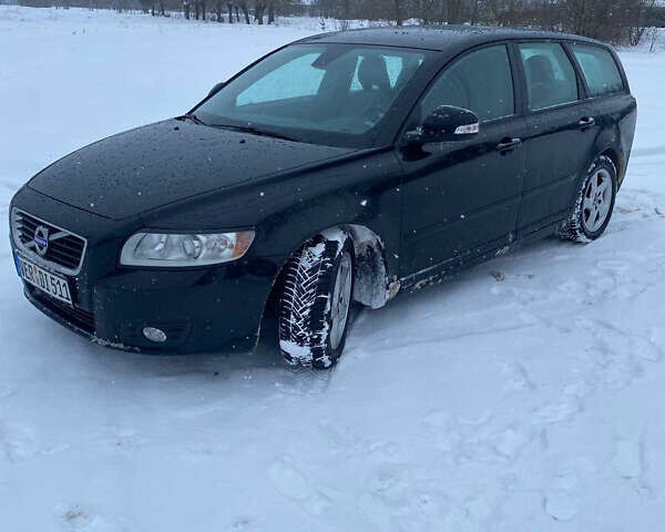 Чорний Вольво V50, об'ємом двигуна 1.6 л та пробігом 244 тис. км за 7700 $, фото 1 на Automoto.ua