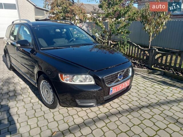 Чорний Вольво V50, об'ємом двигуна 1.6 л та пробігом 262 тис. км за 7550 $, фото 1 на Automoto.ua