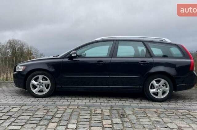 Чорний Вольво V50, об'ємом двигуна 1.6 л та пробігом 202 тис. км за 8400 $, фото 1 на Automoto.ua