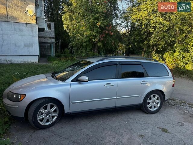 Вольво V50, об'ємом двигуна 2 л та пробігом 368 тис. км за 4700 $, фото 1 на Automoto.ua