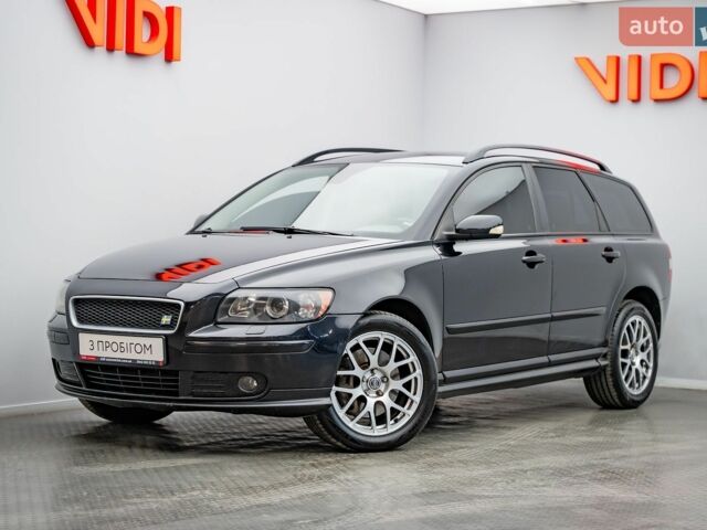Вольво В50, объемом двигателя 2.5 л и пробегом 190 тыс. км за 7020 $, фото 1 на Automoto.ua