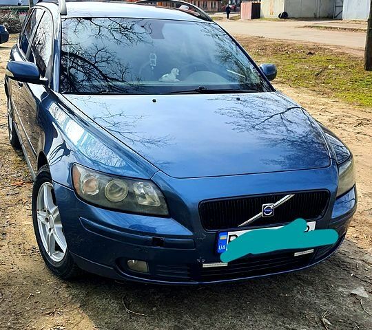 Вольво V50, об'ємом двигуна 2 л та пробігом 252 тис. км за 5200 $, фото 1 на Automoto.ua