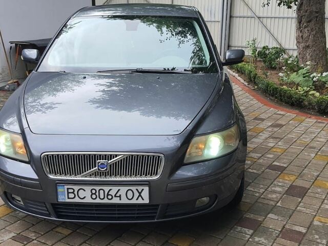 Вольво V50, об'ємом двигуна 2.4 л та пробігом 400 тис. км за 6000 $, фото 1 на Automoto.ua
