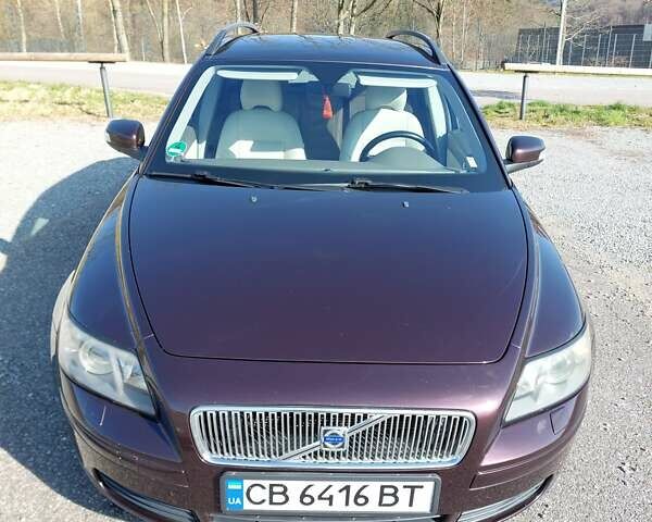 Вольво V50, об'ємом двигуна 2 л та пробігом 263 тис. км за 6073 $, фото 1 на Automoto.ua