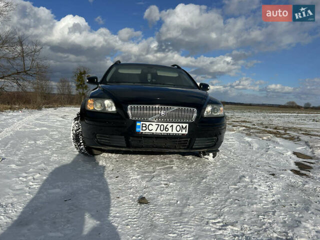 Вольво V50, об'ємом двигуна 1.8 л та пробігом 240 тис. км за 4800 $, фото 1 на Automoto.ua