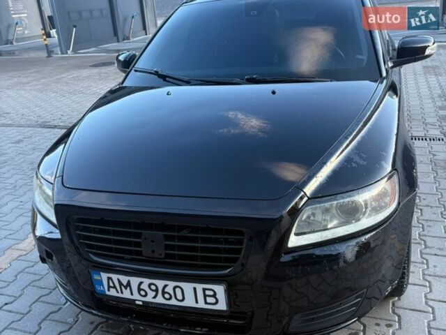 Вольво В50, объемом двигателя 1.6 л и пробегом 327 тыс. км за 3300 $, фото 1 на Automoto.ua