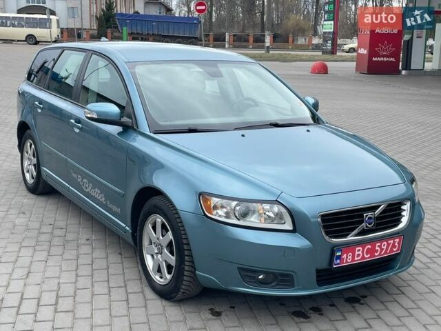 Вольво V50, об'ємом двигуна 1.6 л та пробігом 203 тис. км за 8250 $, фото 1 на Automoto.ua