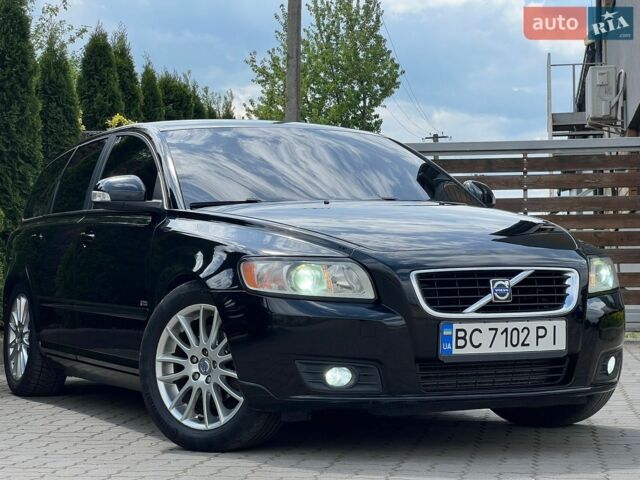 Вольво В50, объемом двигателя 1.6 л и пробегом 290 тыс. км за 6500 $, фото 1 на Automoto.ua