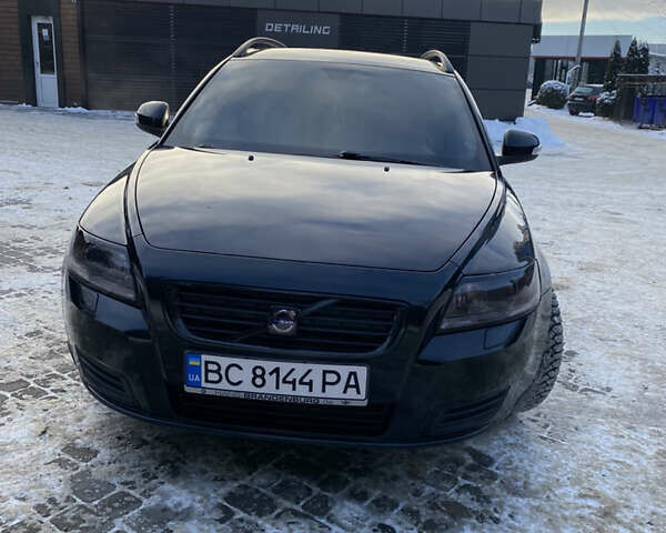 Вольво V50, об'ємом двигуна 1.6 л та пробігом 256 тис. км за 7000 $, фото 1 на Automoto.ua