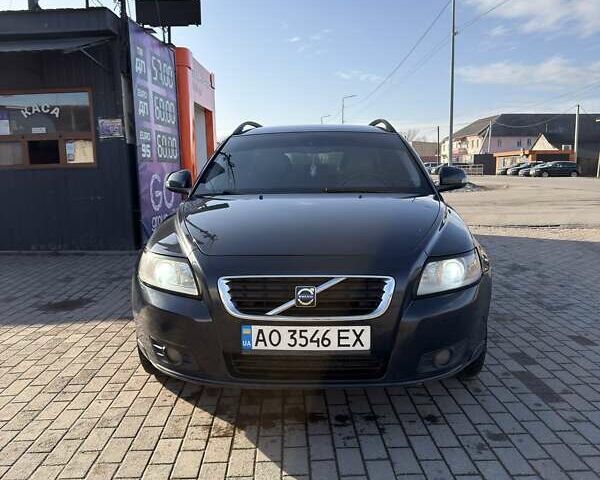 Вольво В50, объемом двигателя 1.6 л и пробегом 314 тыс. км за 5800 $, фото 1 на Automoto.ua