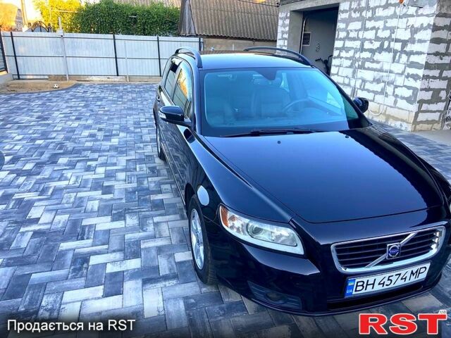 Вольво В50, объемом двигателя 1.6 л и пробегом 0 тыс. км за 6700 $, фото 1 на Automoto.ua