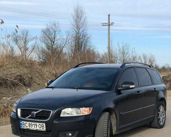 Вольво В50, объемом двигателя 1.6 л и пробегом 255 тыс. км за 7300 $, фото 1 на Automoto.ua