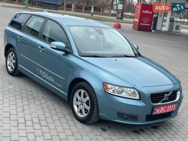 Вольво В50, объемом двигателя 1.6 л и пробегом 203 тыс. км за 7650 $, фото 1 на Automoto.ua