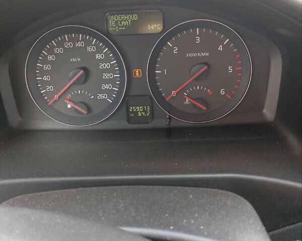 Вольво В50, объемом двигателя 1.6 л и пробегом 260 тыс. км за 6500 $, фото 1 на Automoto.ua