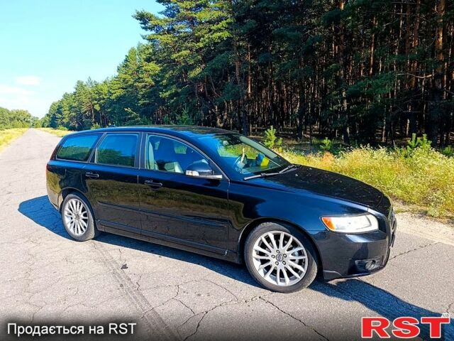 Вольво В50, объемом двигателя 1.6 л и пробегом 190 тыс. км за 10000 $, фото 1 на Automoto.ua