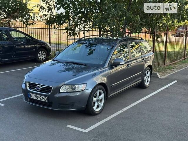 Вольво В50, объемом двигателя 1.6 л и пробегом 270 тыс. км за 6700 $, фото 1 на Automoto.ua