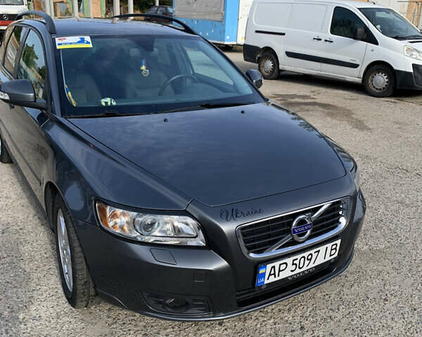 Вольво V50, об'ємом двигуна 2 л та пробігом 273 тис. км за 8000 $, фото 1 на Automoto.ua
