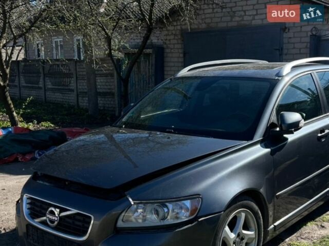 Вольво V50, об'ємом двигуна 1.6 л та пробігом 227 тис. км за 4500 $, фото 1 на Automoto.ua