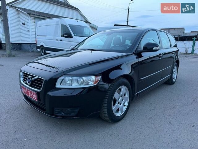 Вольво V50, об'ємом двигуна 1.6 л та пробігом 244 тис. км за 8090 $, фото 1 на Automoto.ua