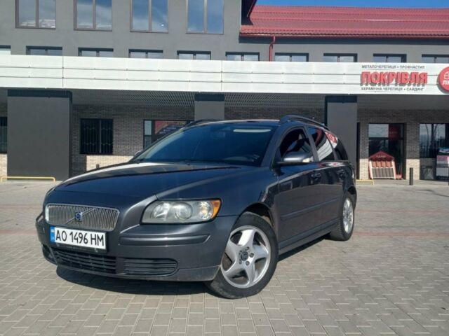 Сірий Вольво V50, об'ємом двигуна 2 л та пробігом 232 тис. км за 5200 $, фото 1 на Automoto.ua