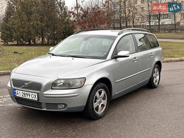 Сірий Вольво V50, об'ємом двигуна 1.6 л та пробігом 243 тис. км за 5500 $, фото 1 на Automoto.ua