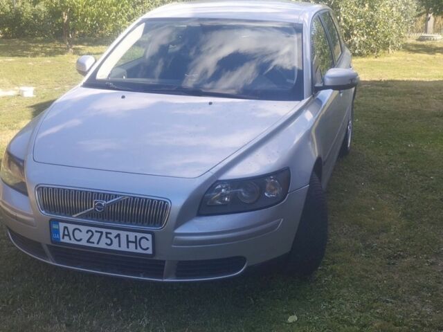 Сірий Вольво V50, об'ємом двигуна 2 л та пробігом 260 тис. км за 4800 $, фото 1 на Automoto.ua