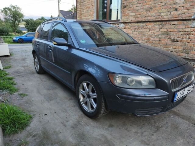 Сірий Вольво V50, об'ємом двигуна 0 л та пробігом 340 тис. км за 1900 $, фото 1 на Automoto.ua