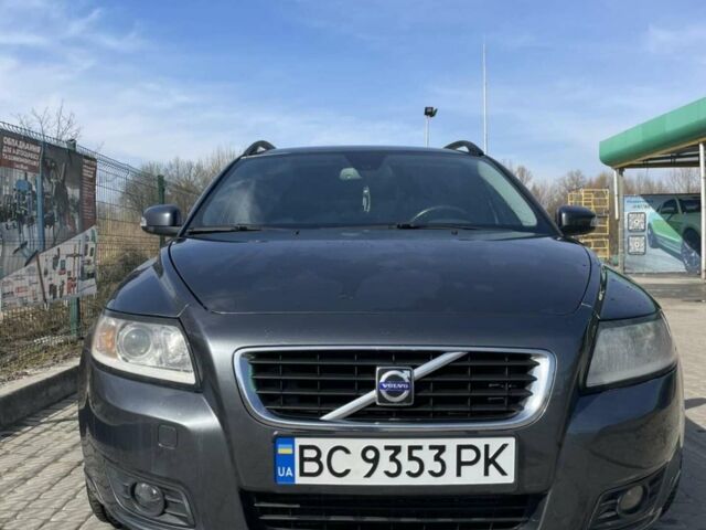 Сірий Вольво V50, об'ємом двигуна 2 л та пробігом 240 тис. км за 6300 $, фото 1 на Automoto.ua
