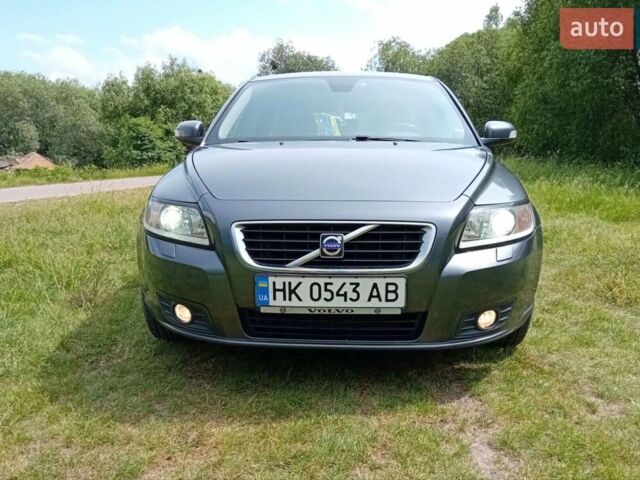 Сірий Вольво V50, об'ємом двигуна 1.8 л та пробігом 240 тис. км за 6000 $, фото 1 на Automoto.ua