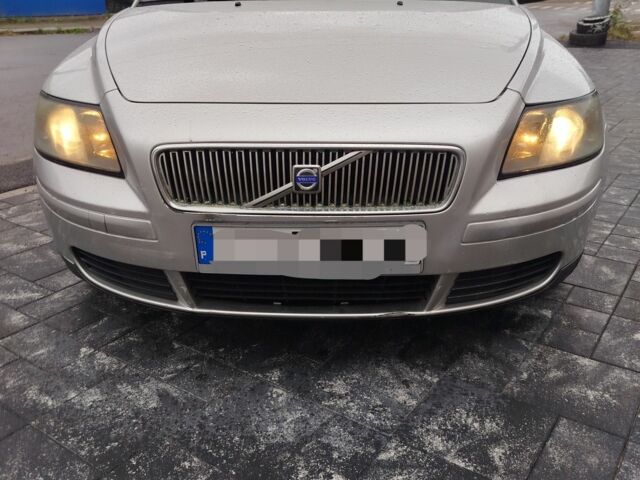 Сірий Вольво V50, об'ємом двигуна 1.6 л та пробігом 280 тис. км за 2650 $, фото 1 на Automoto.ua