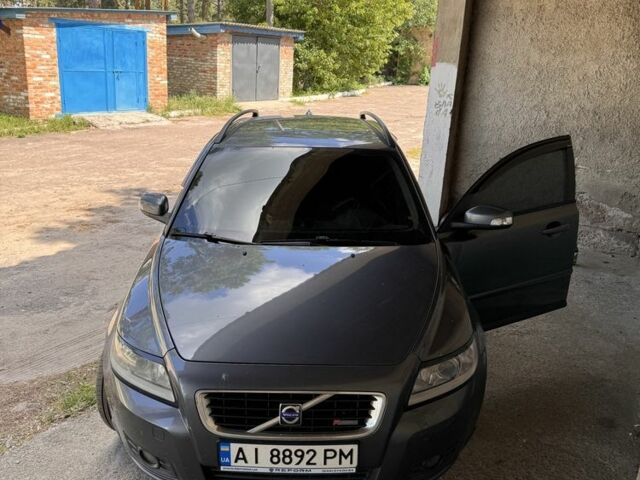 Сірий Вольво V50, об'ємом двигуна 1.6 л та пробігом 311 тис. км за 7326 $, фото 1 на Automoto.ua