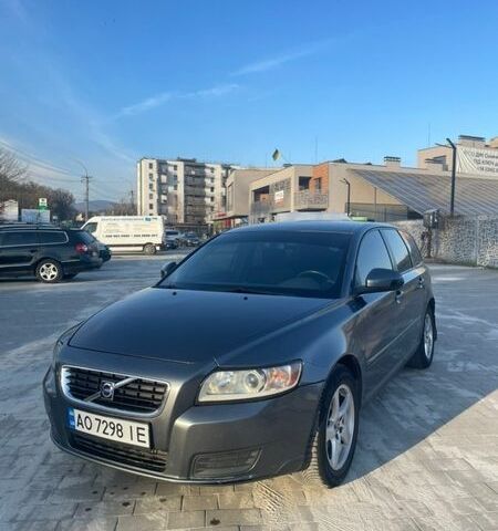 Сірий Вольво V50, об'ємом двигуна 1.6 л та пробігом 267 тис. км за 6600 $, фото 1 на Automoto.ua