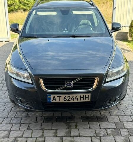 Сірий Вольво V50, об'ємом двигуна 1.56 л та пробігом 211 тис. км за 6300 $, фото 1 на Automoto.ua