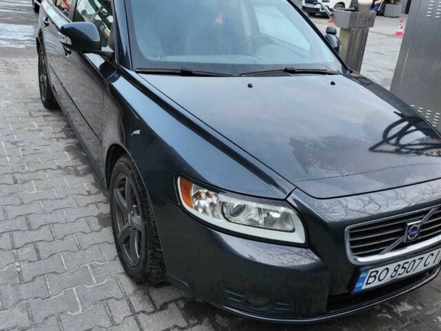 Сірий Вольво V50, об'ємом двигуна 1.6 л та пробігом 200 тис. км за 6700 $, фото 1 на Automoto.ua